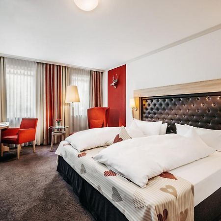 Lohmann'S Romantik Hotel Gravenberg Langenfeld  Esterno foto